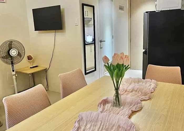 Petite Maison Rose With Balcony At The Grass Residences
