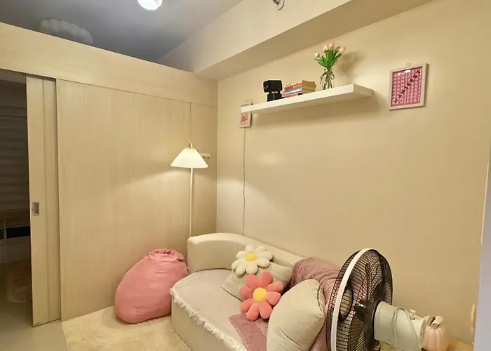 Petite Maison Rose With Balcony At The Grass Residences Apartahotel